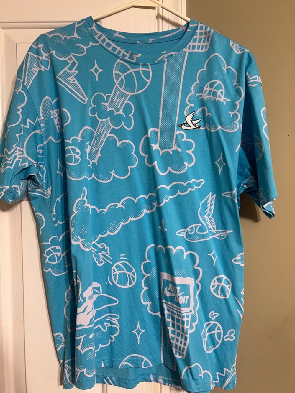 Nike Blue & White Graphic Short Sleeve Tee